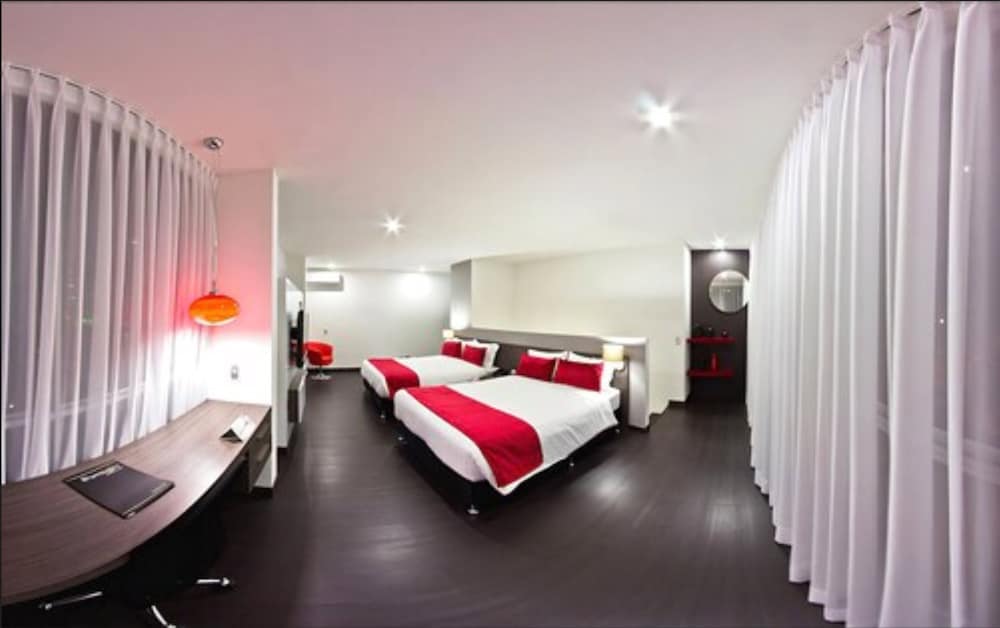 Suite photo 1