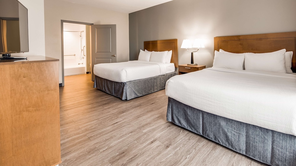 Standard Room, 2 Queen Beds, Accessible, Non Smoking - Photo 1