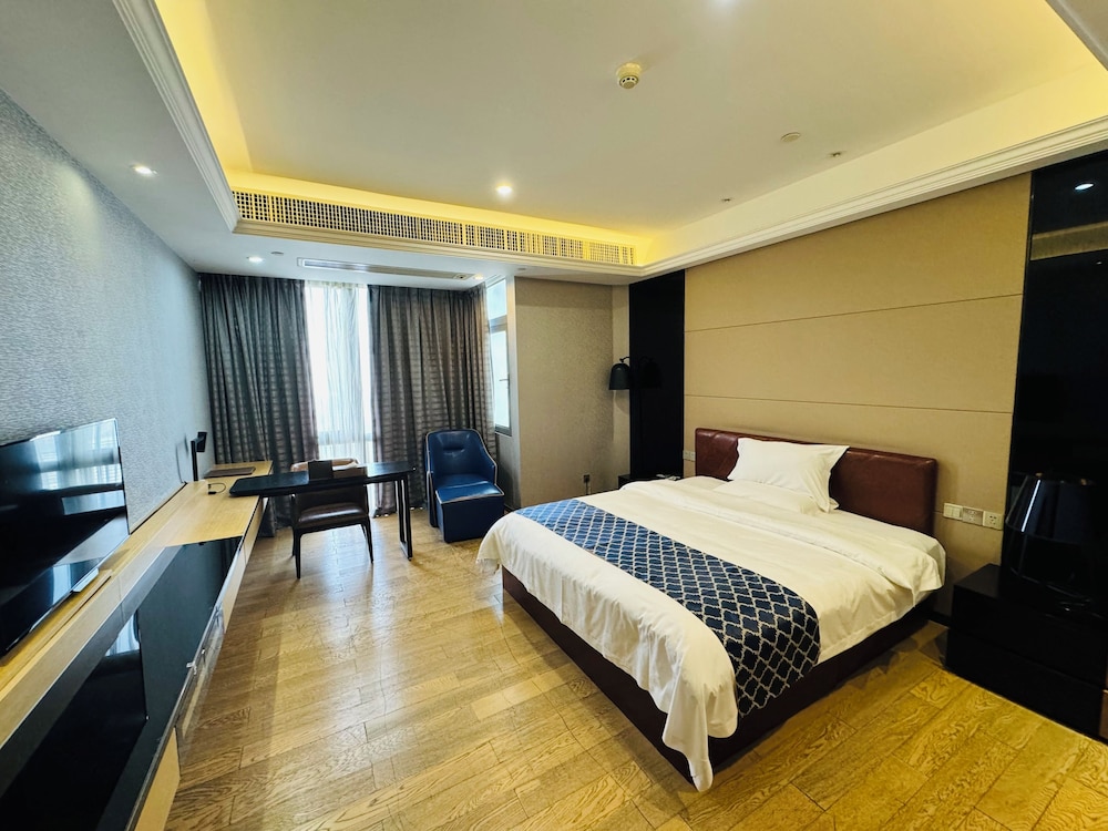 Business Double Room, City View photo 1