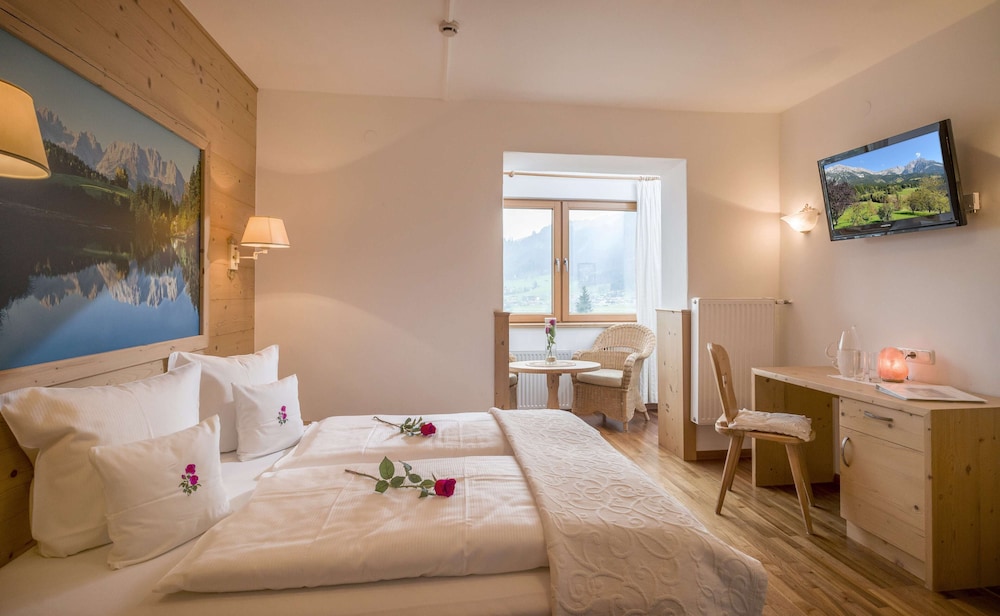 Standard Double Room - Photo 1