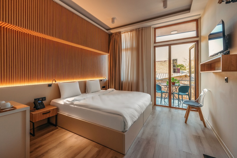 Standard Double Or Twin Room, Balcony photo 1