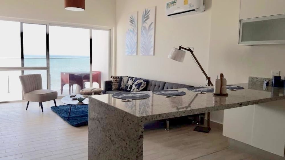 Standard Apartment, Mountain View