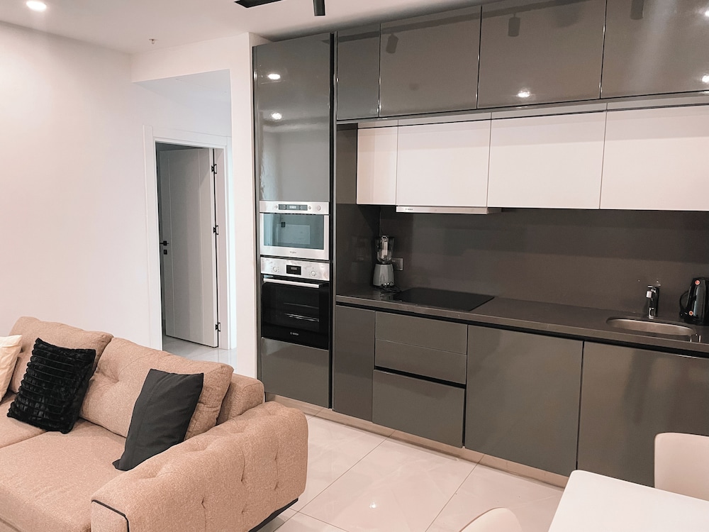 Exclusive Apartment, Balcony, City View photo 2