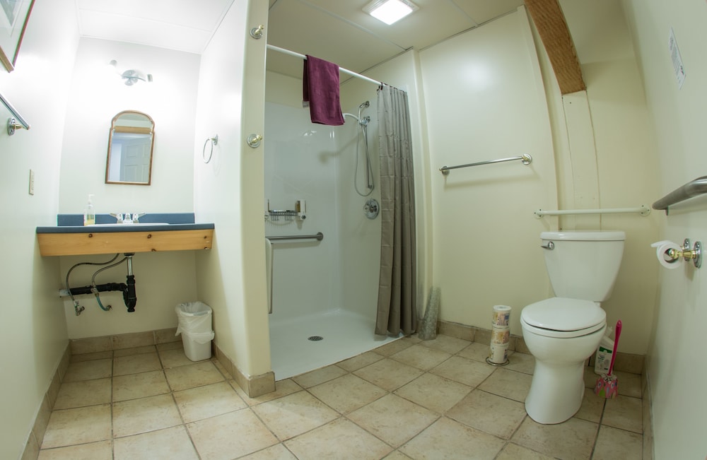 Lodge Room 5 at Cabot Shores photo 2