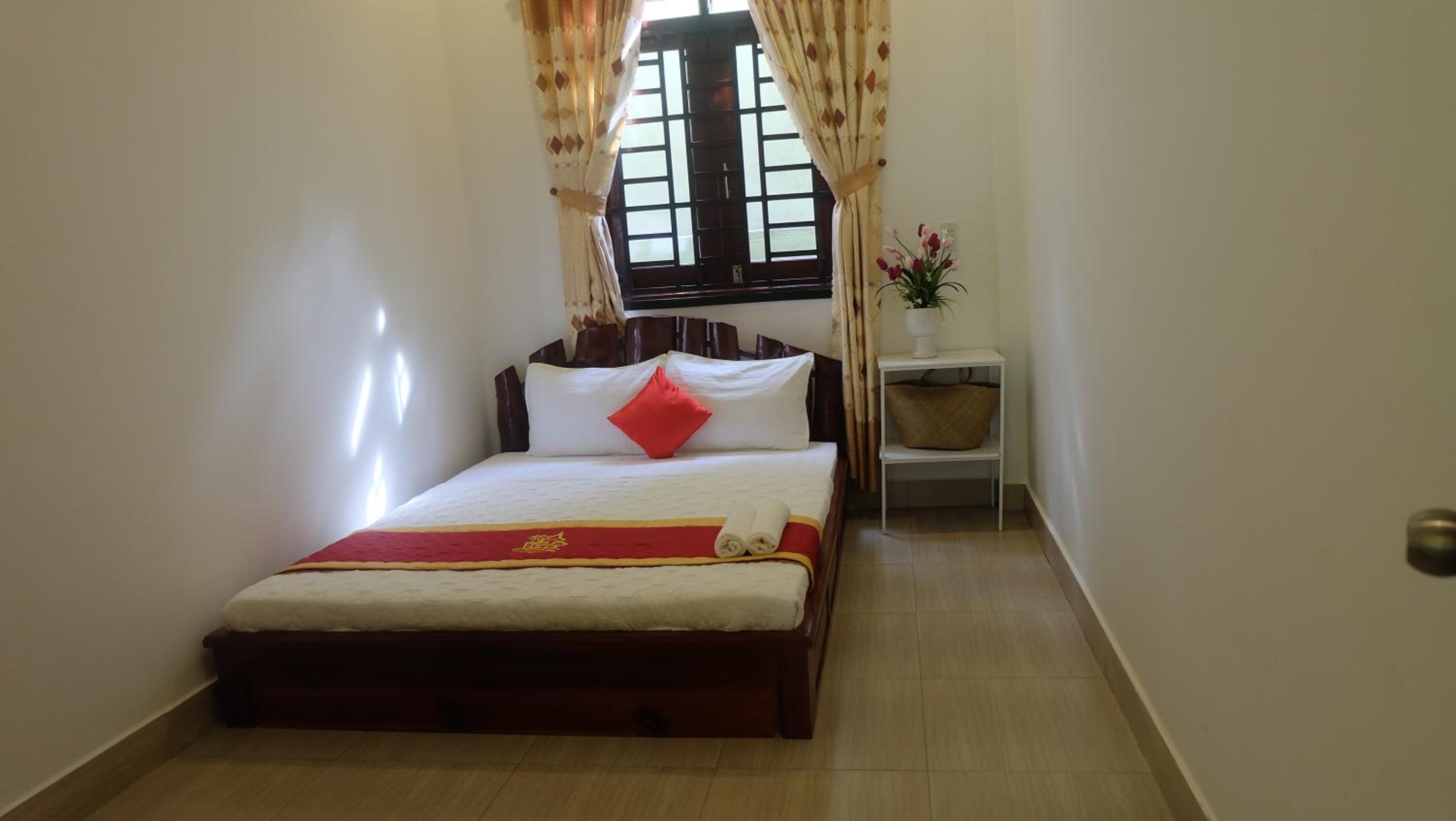 Deluxe Bungalow photo 2