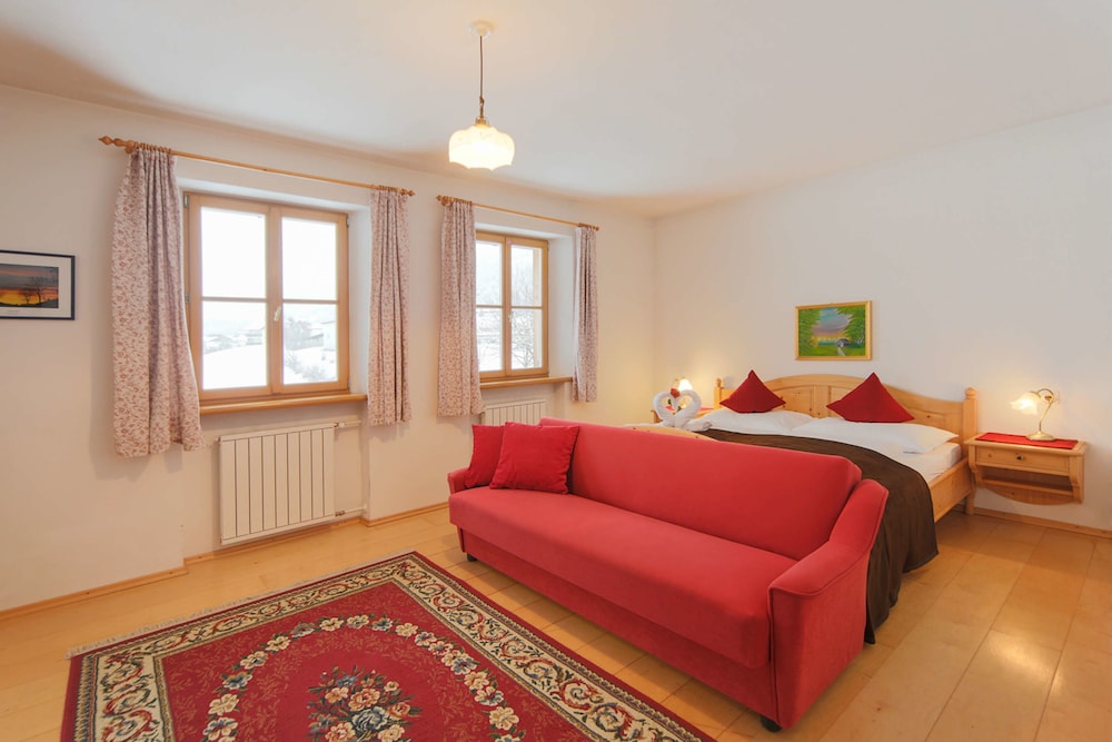 Comfort Room in the Dependance