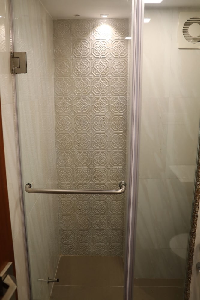 Premium Room - Photo 39