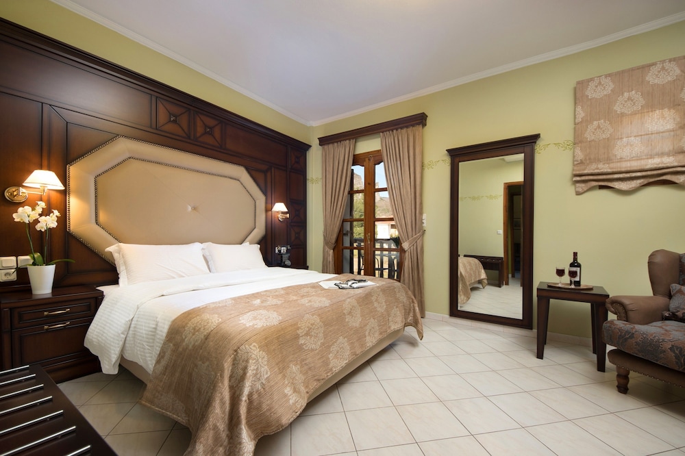 Suite (Panoramic Meteora View)