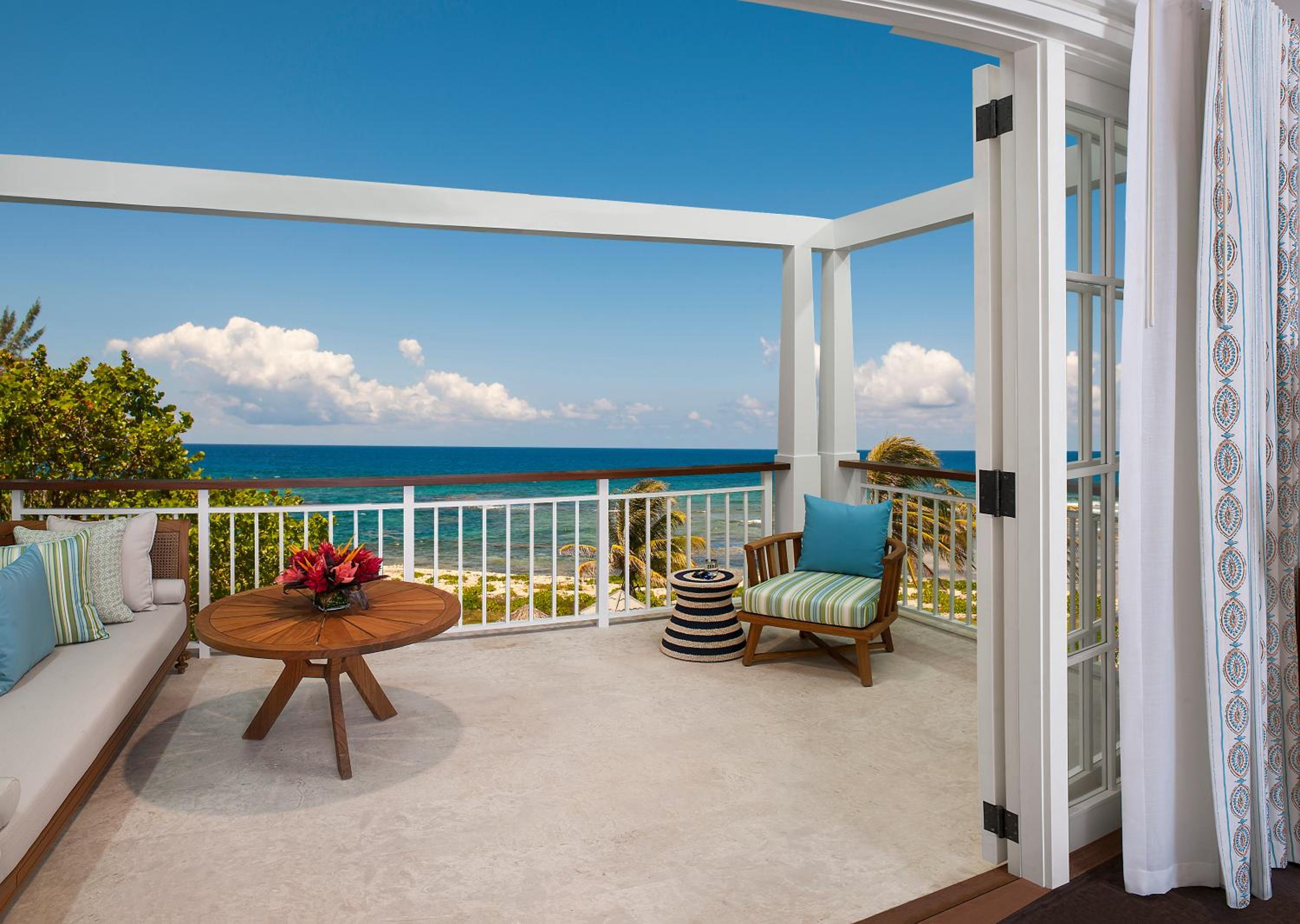 Great House Ocean Room - Photo 1