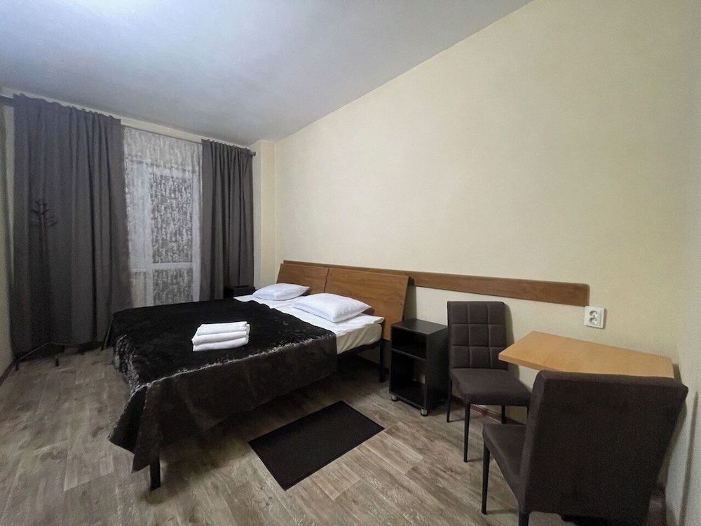 Standard Double or Twin Room - Photo 4