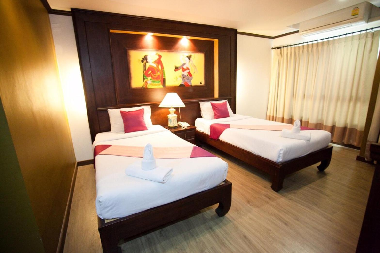 Deluxe Twin Room photo 2