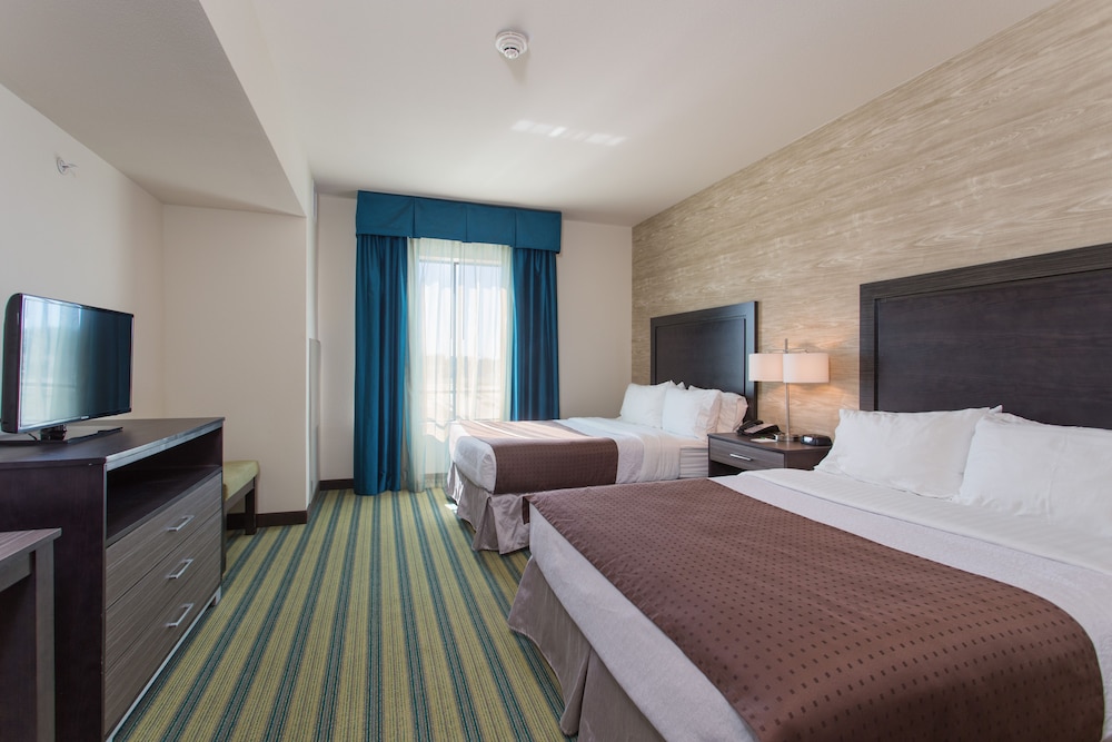 Suite, Multiple Beds photo 2
