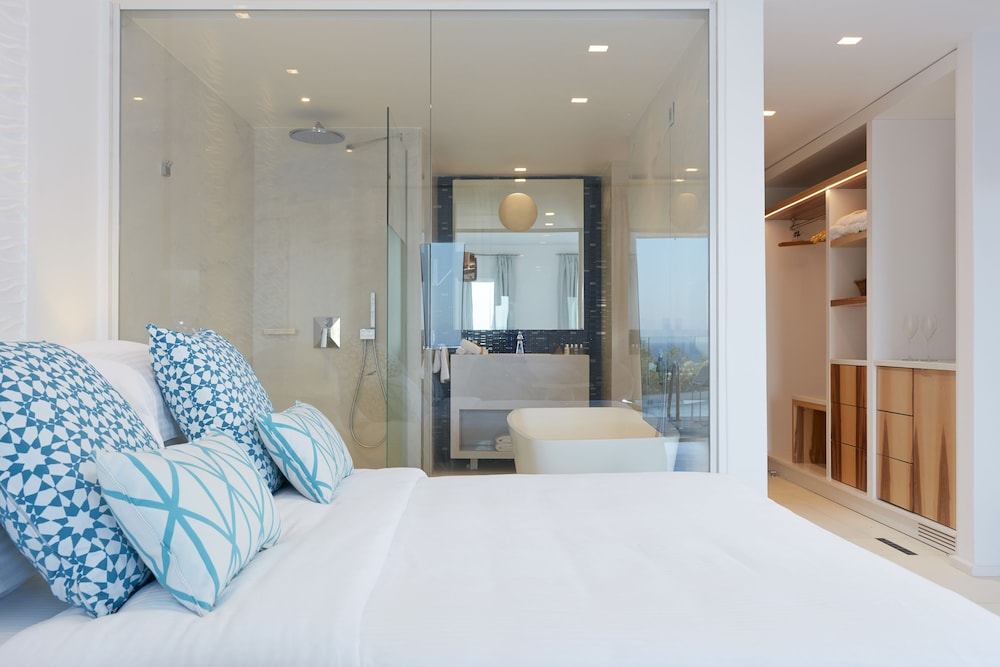 Suite, Pool Access, Sea View (Thalassa) - Photo 4