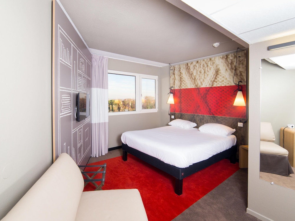 Standard Room, 1 Double Bed with Sofa bed