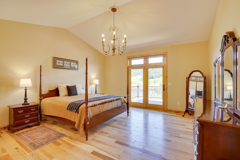 House (5 Bedrooms) photo 1