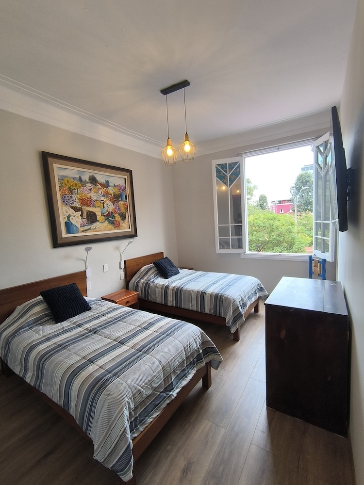 Premium Twin Room, Ensuite, Park View photo 1
