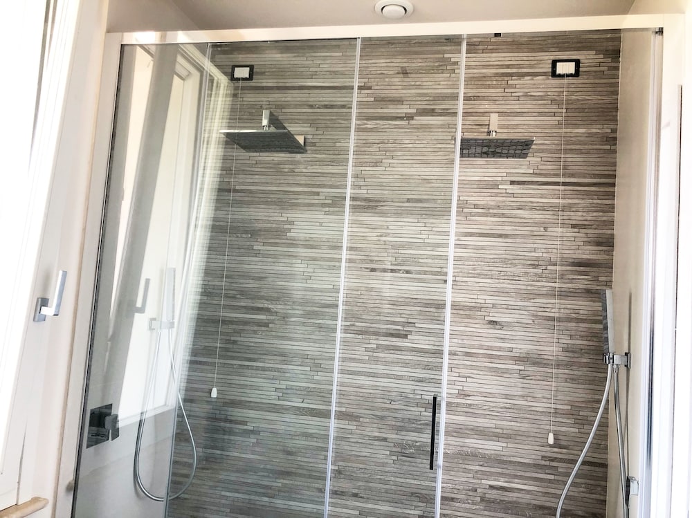 Deluxe Room, Balcony photo 3
