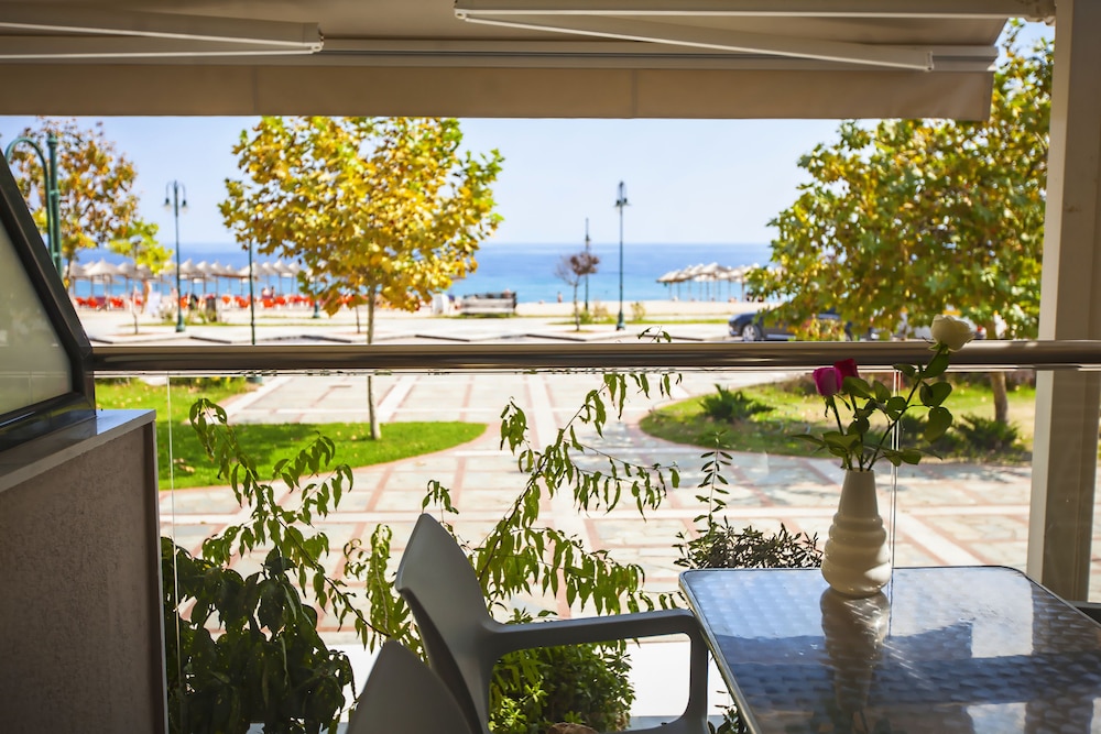 Studio, Sea View (3 adults) photo 2