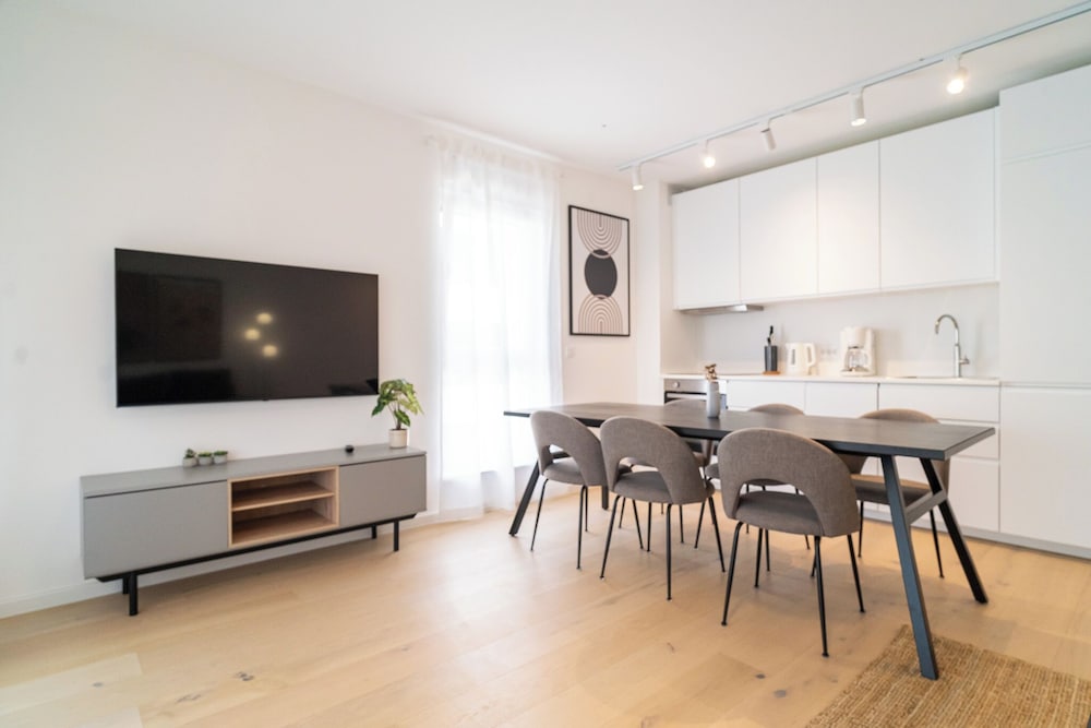 Apartment, 3 Bedrooms, Balcony