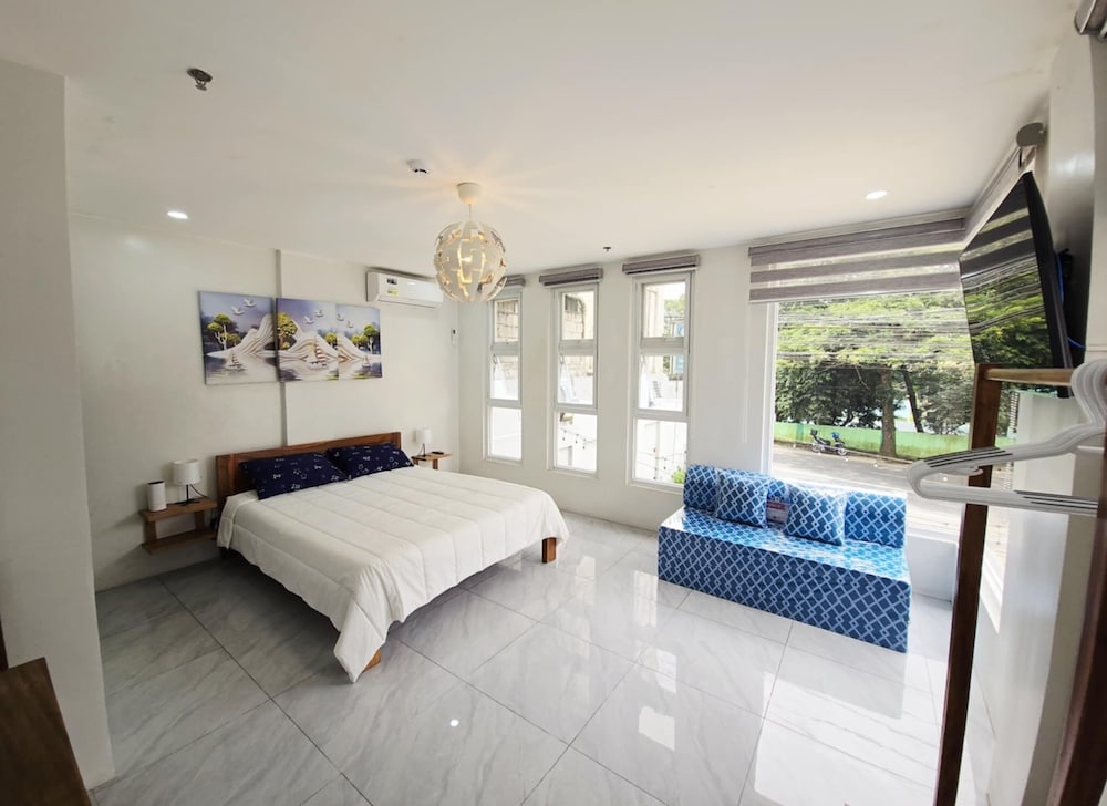 Junior Studio Suite, City View