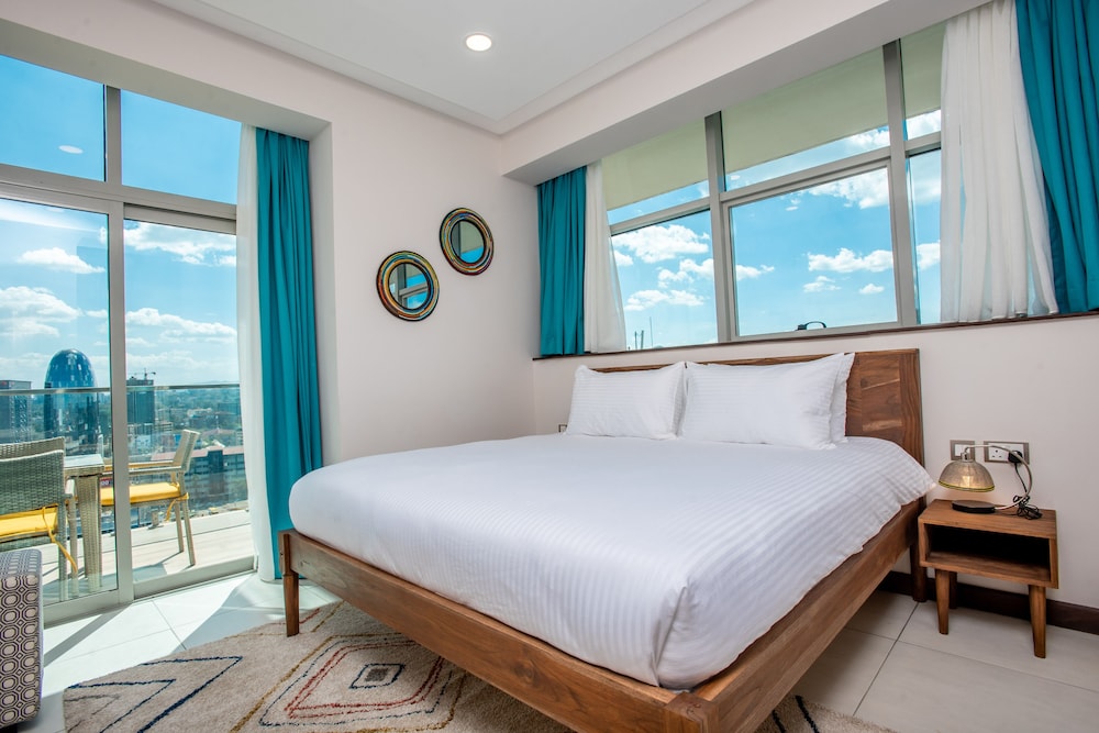 2 Bedroom Deluxe Suite - Photo 7