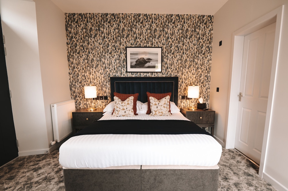 Reidhaven Room (Located In Hotel Annexe) - Photo 1
