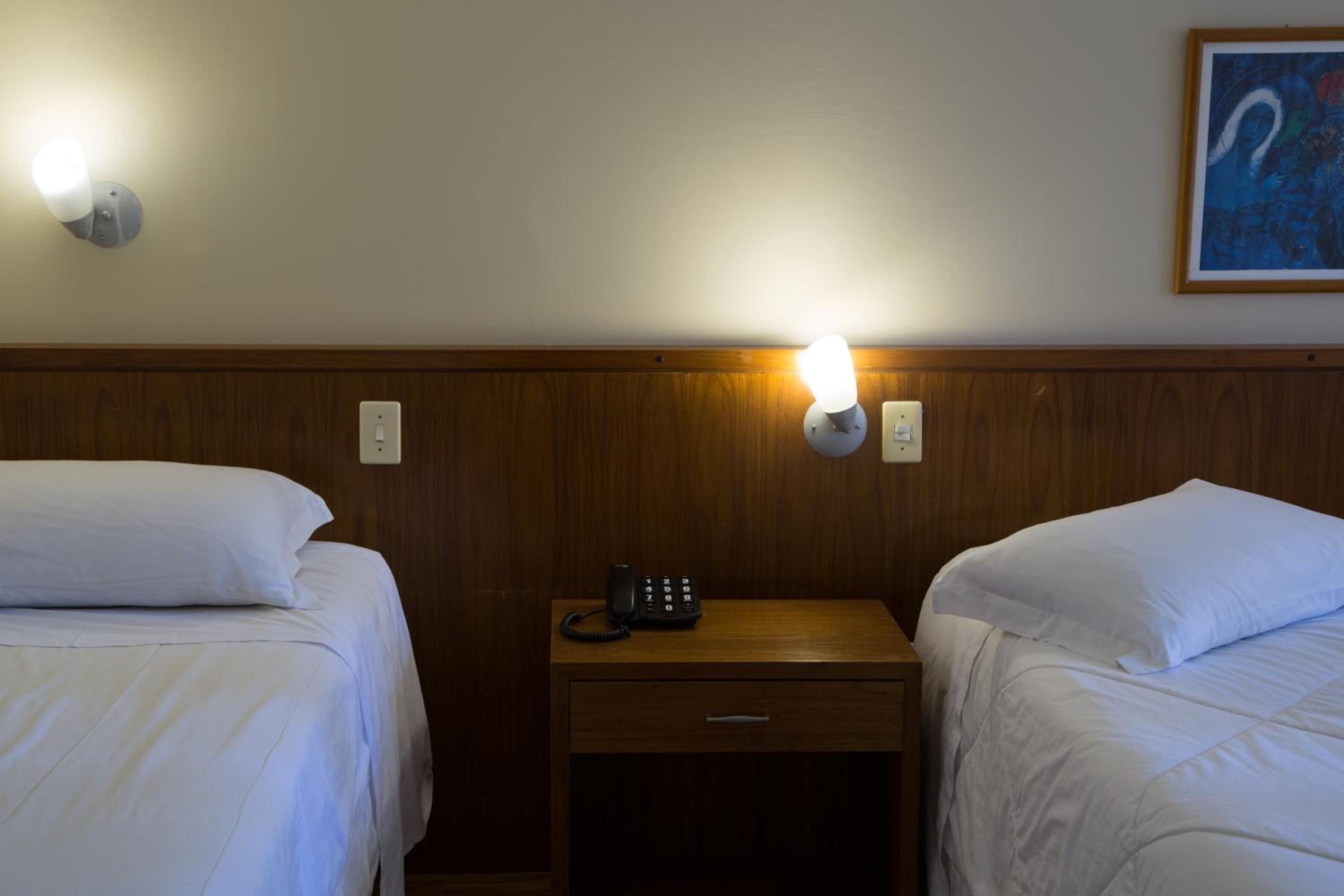 Deluxe Suite - Photo 2