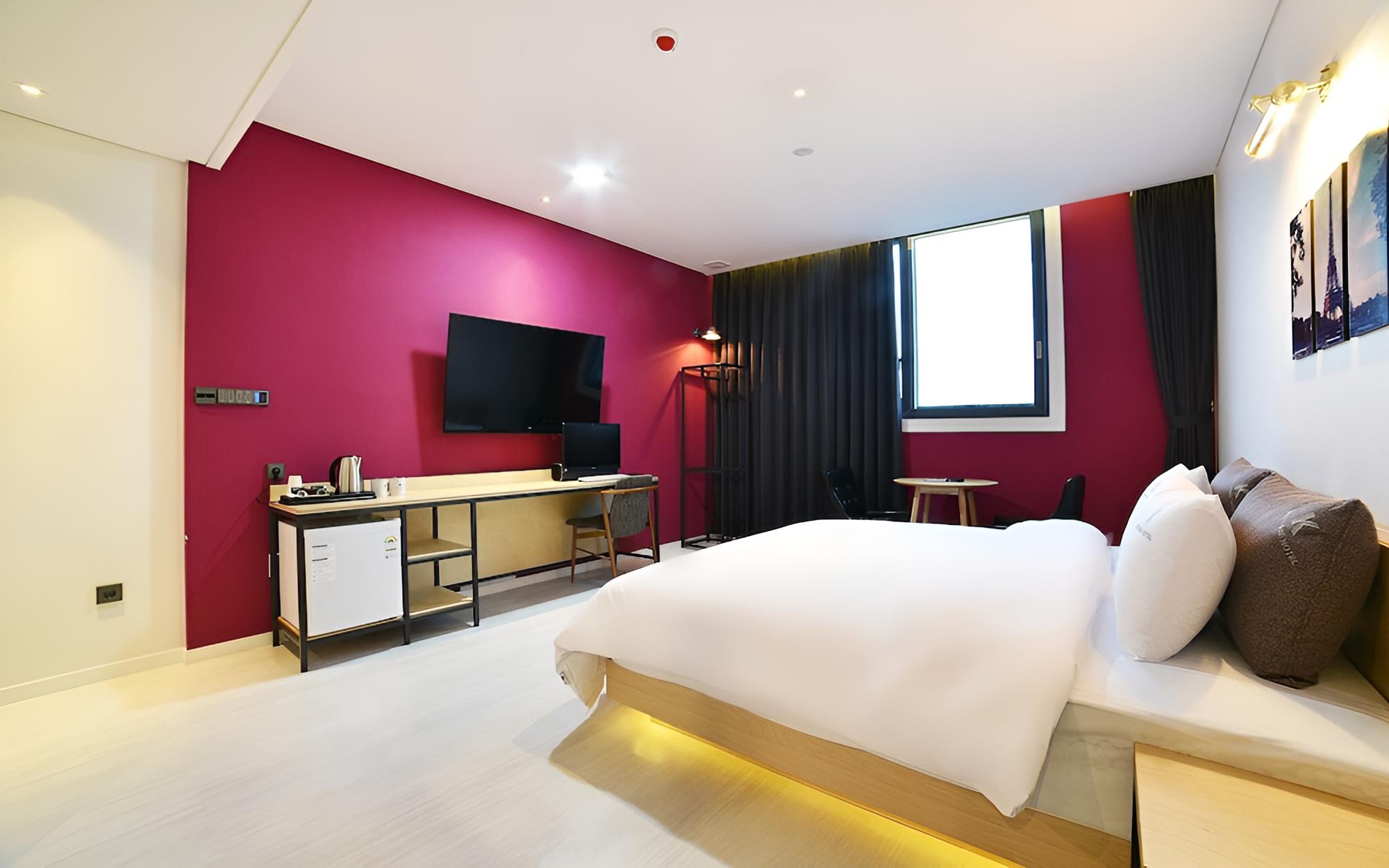 Room (Premium (spa)) - Photo 5