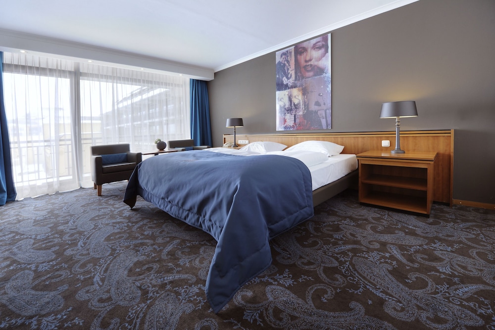 Classic Plus Double Room - Photo 1