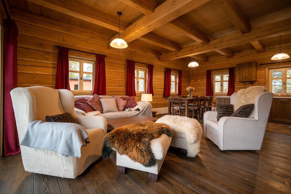 Villa photo 1