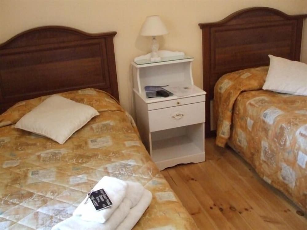 Twin Room, Ensuite photo 1