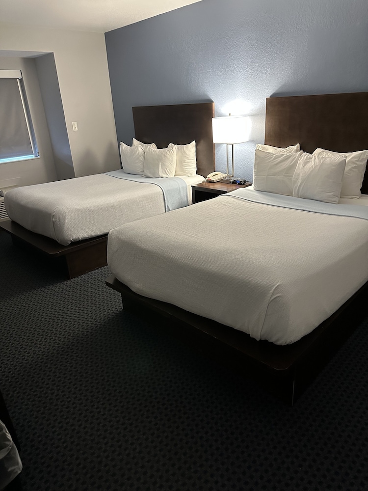 Economy Double Room photo 1