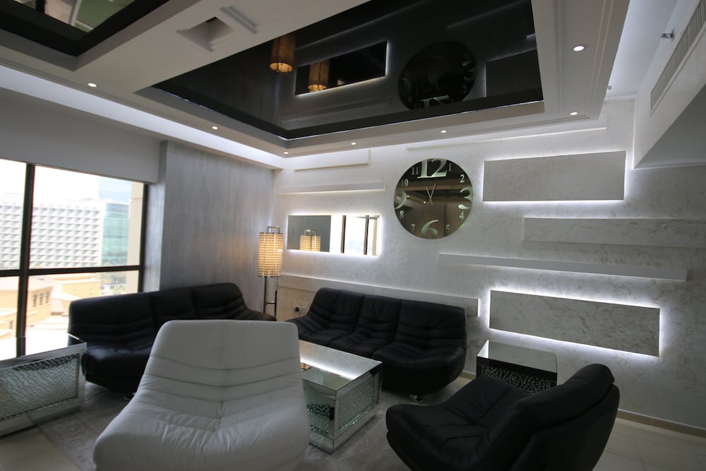 Signature Apartment, 5 Bedrooms, Beach View photo 2