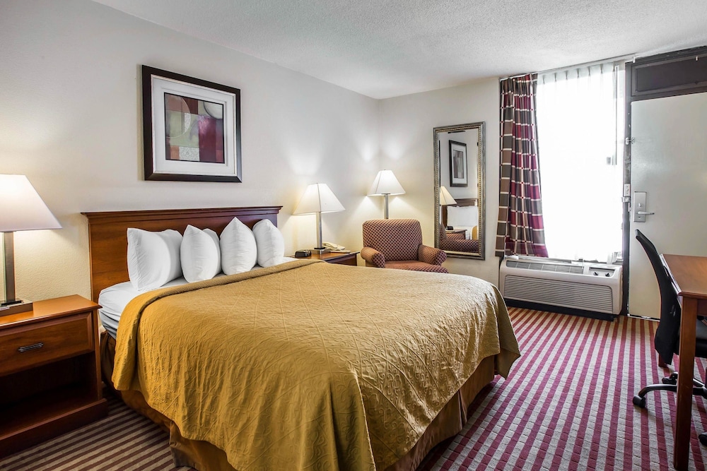 Room, 1 Queen Bed, Non Smoking - Photo 1