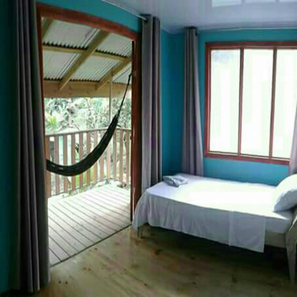 Family Room, Multiple Beds, Non Smoking photo 2