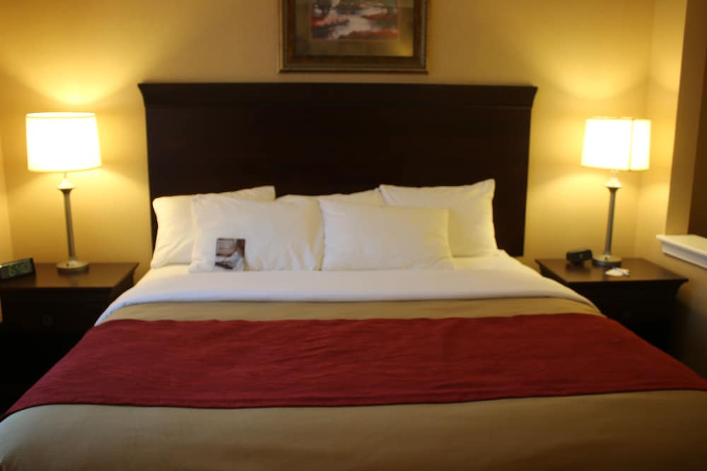 Suite, 2 Queen Beds, Non Smoking photo 1