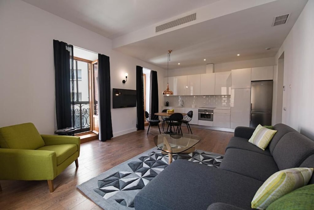 Standard Apartment photo 2