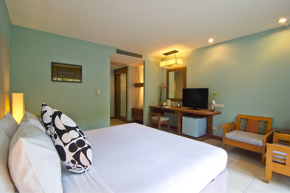 Superior Room, Garden View - Photo 7