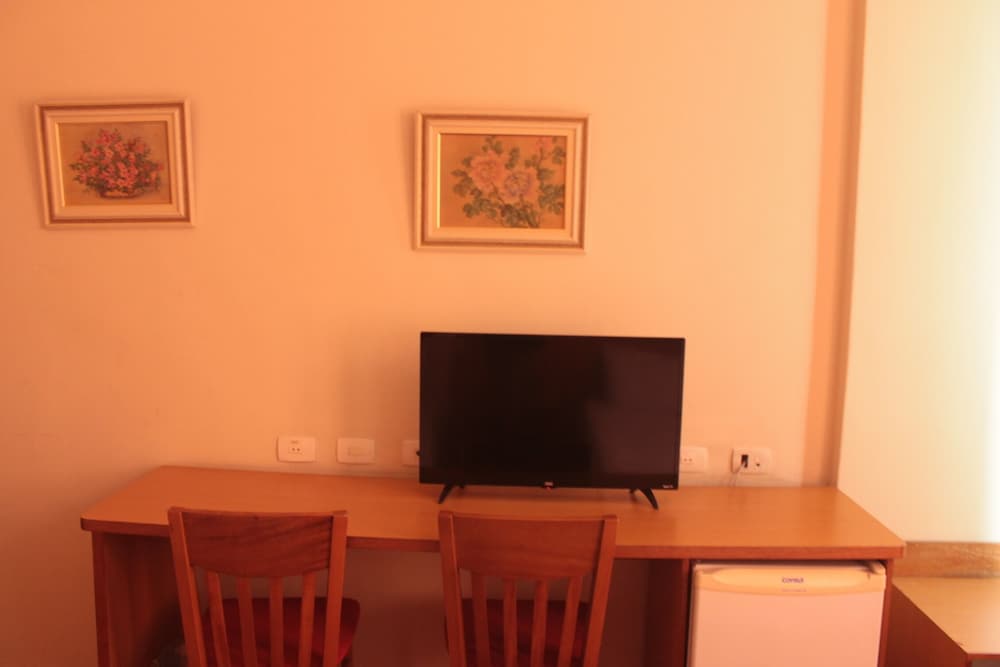 Standard Double Room - Photo 3