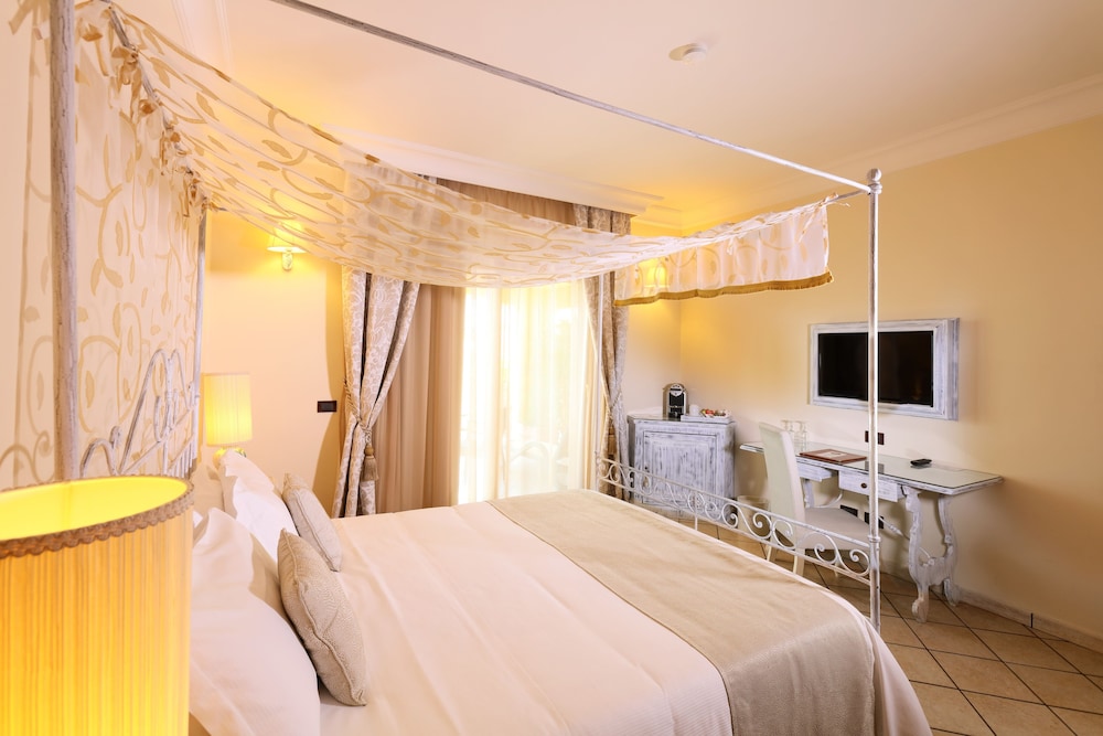 Deluxe Double Room (Superior) - Photo 3