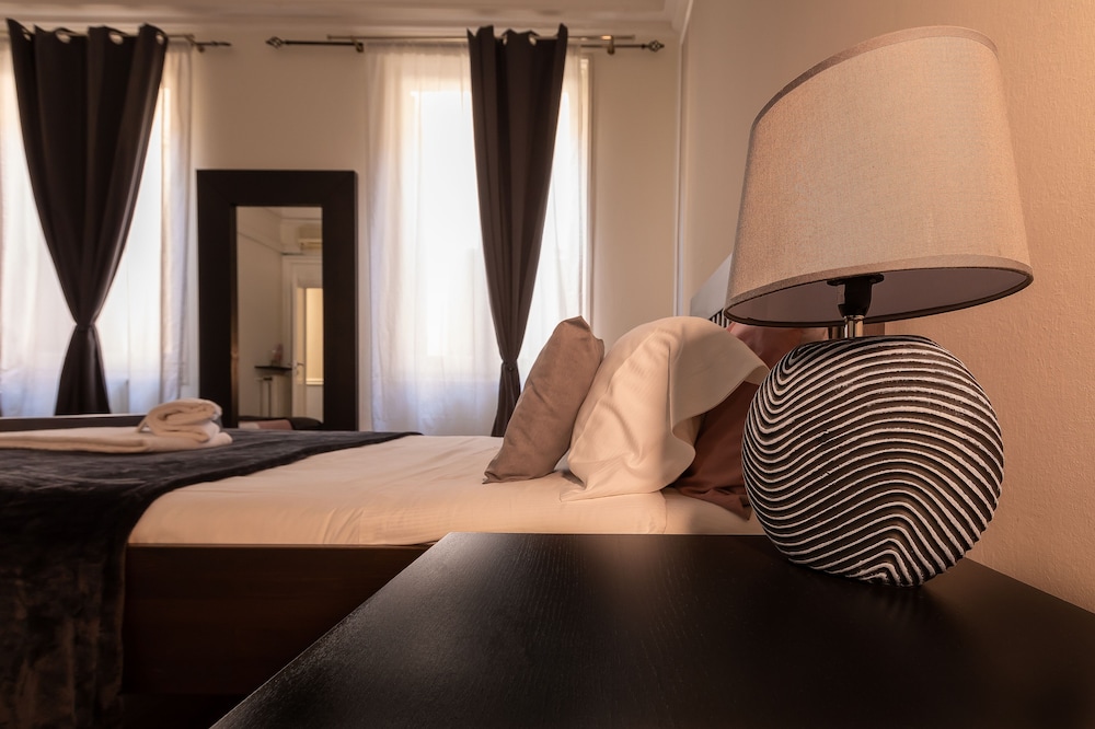 Superior Triple Room photo 3