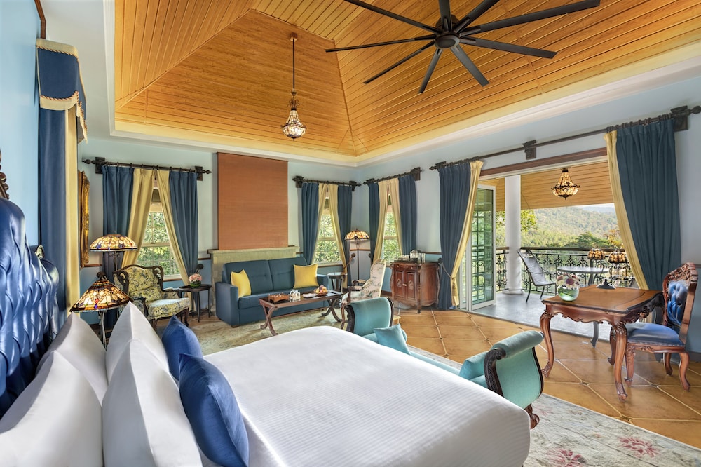 Standard Suite, 1 King Bed, Mountain View (Wilderness Hill View Suite) - Photo 1