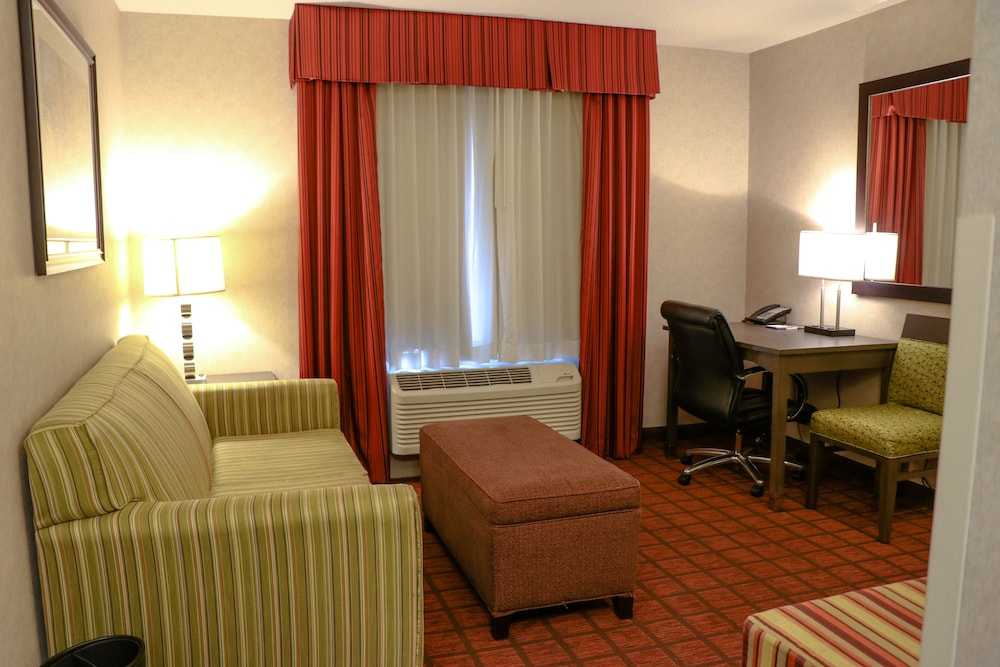 Suite, Two Queen Beds, Non-Smoking photo 3