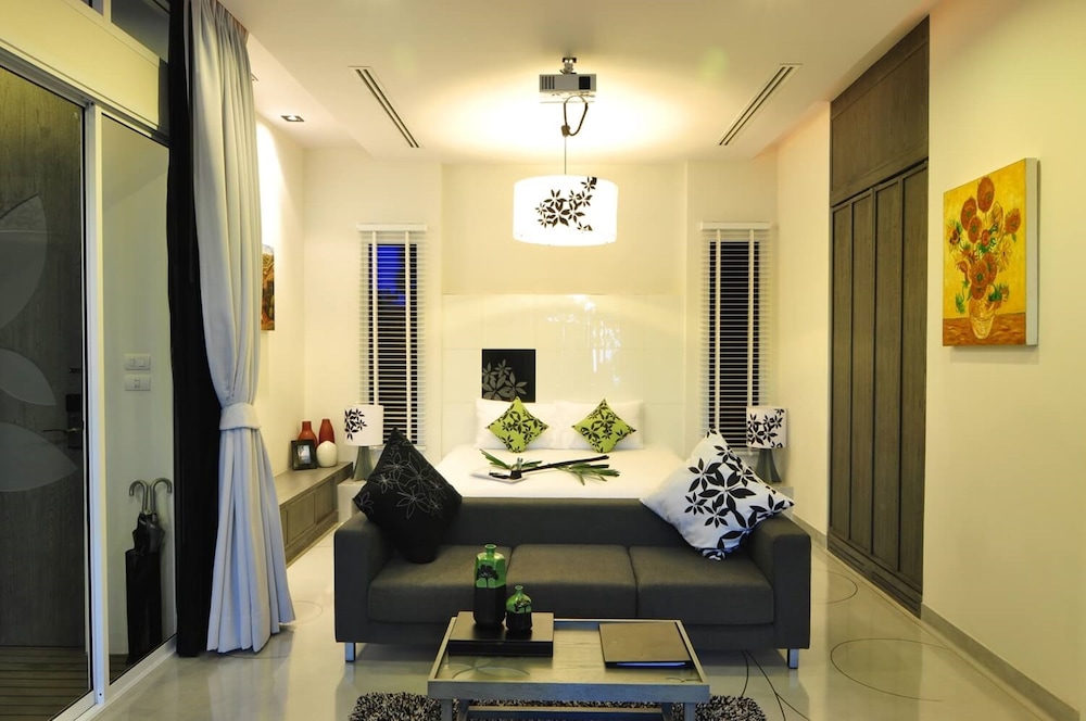 Sky jacuzzi beach front villa - Photo 1