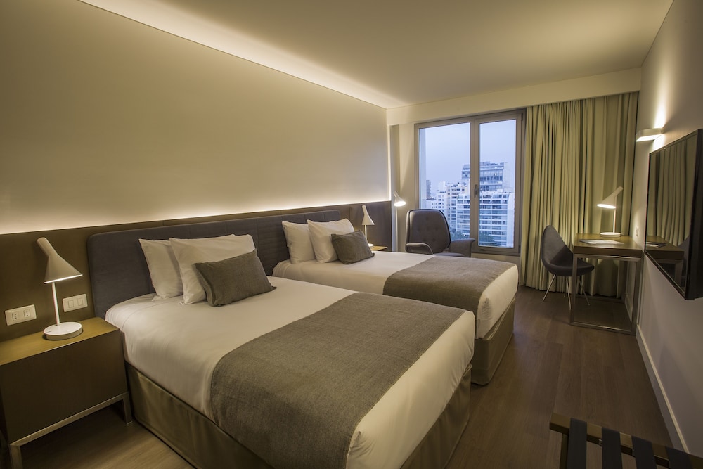 Classic Room, 2 Twin Beds, City View - Photo 1