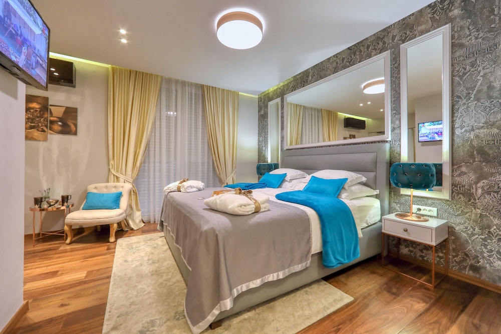 Deluxe Room, 1 Bedroom, BRONZE photo 1