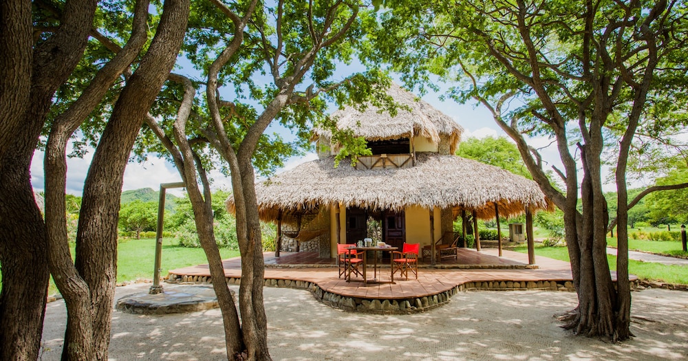 Superior Bungalow, 1 Bedroom, Beachfront (With Fan Bungalow de un dormitorio) photo 1