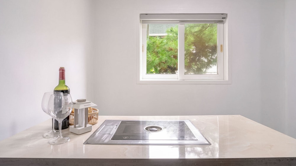Basic Room, 1 Bedroom (A102) - Photo 11