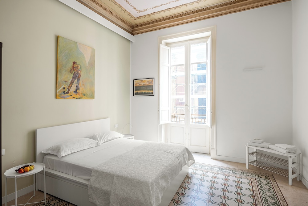 Deluxe Triple Room, City View