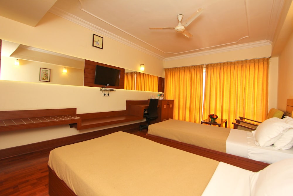 Deluxe Single Room, 1 Twin Bed, Bathtub, Garden View